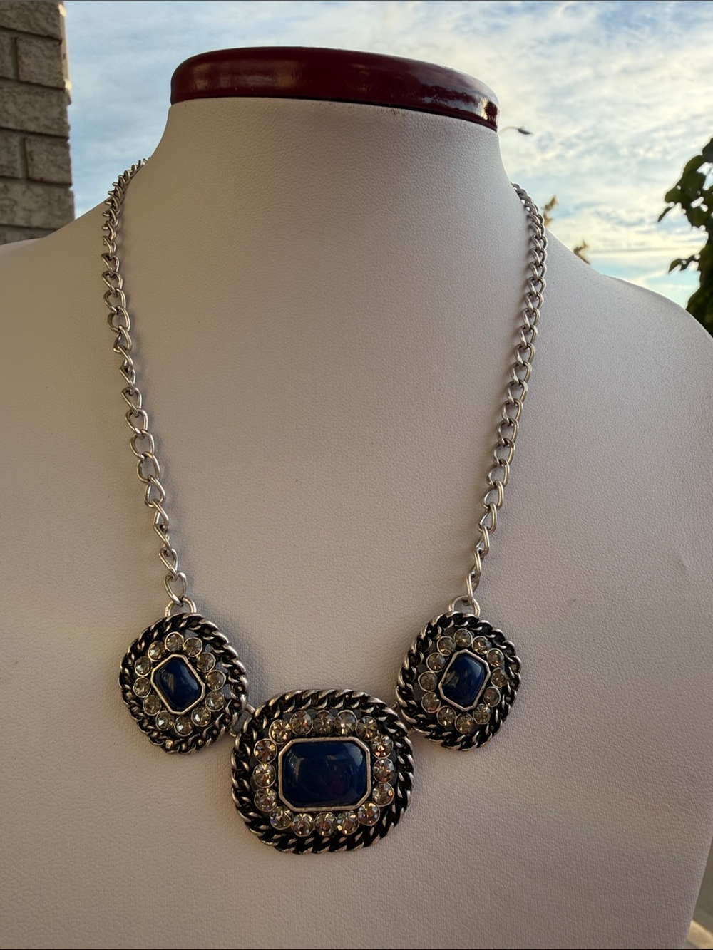 Blue Cabochon Statement Necklace – Silver Tone – Adjustable Length – Excellent